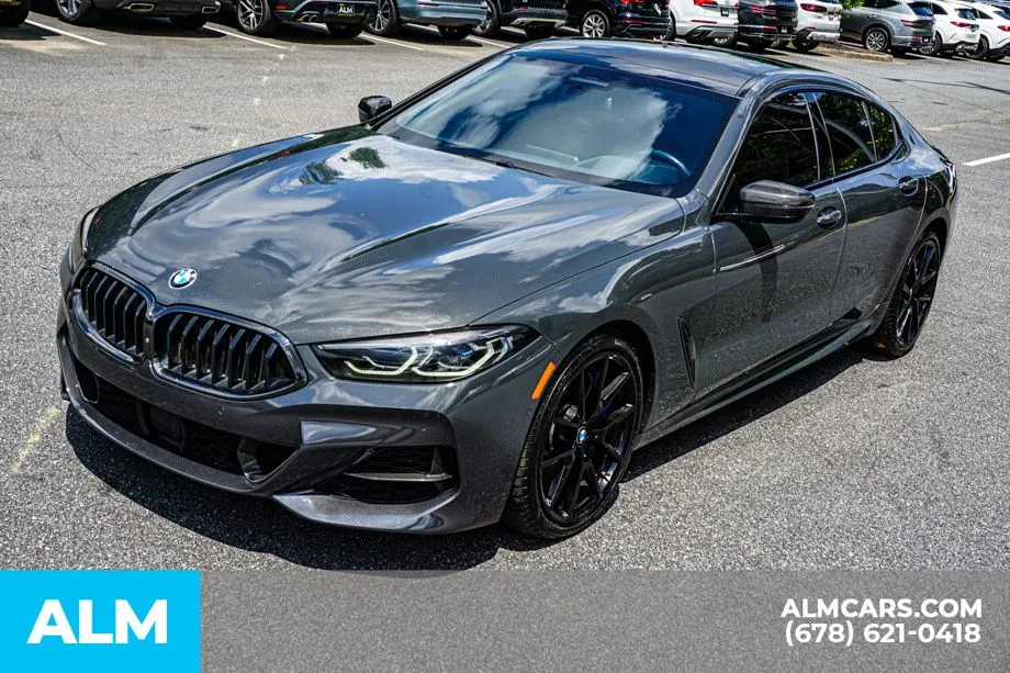 BMW 8 Series photo 14