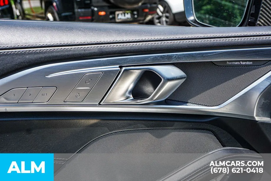 BMW 8 Series photo 50