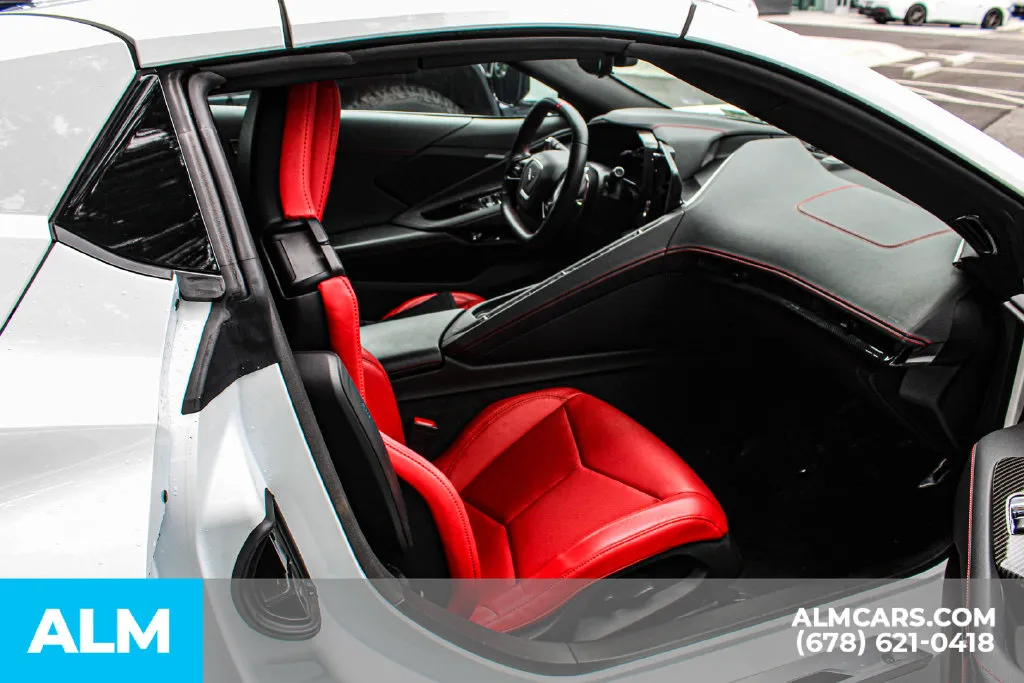 Chevrolet Corvette photo 17