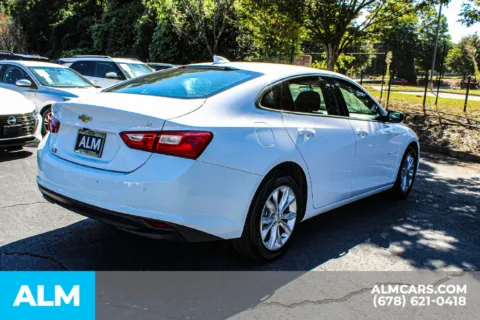 More photos of 2025 Chevrolet Malibu LT at ALM Gwinnett, GA