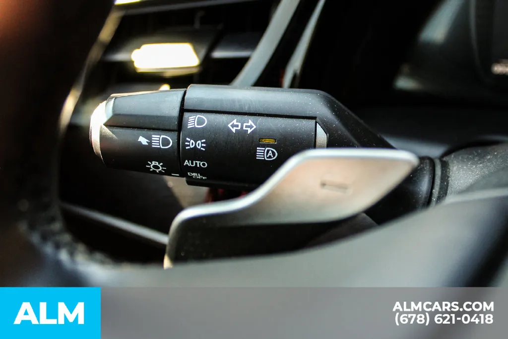 Lexus ES photo 23