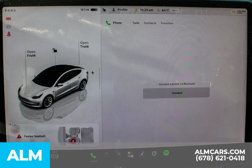 Tesla Model 3 photo 29