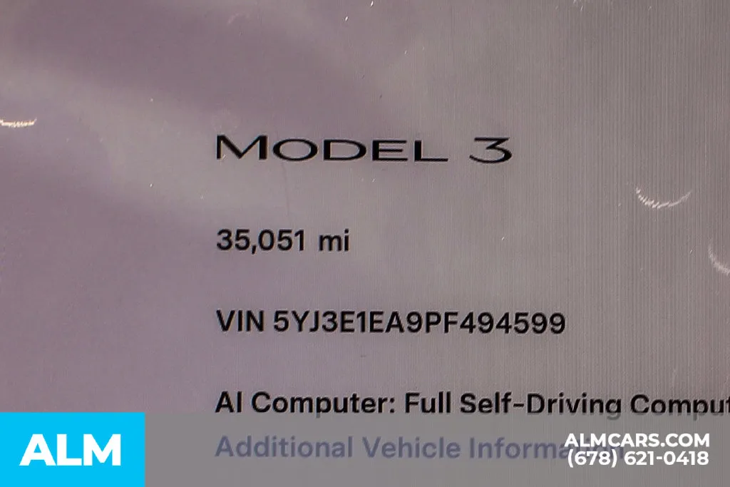 Tesla Model 3 photo 34