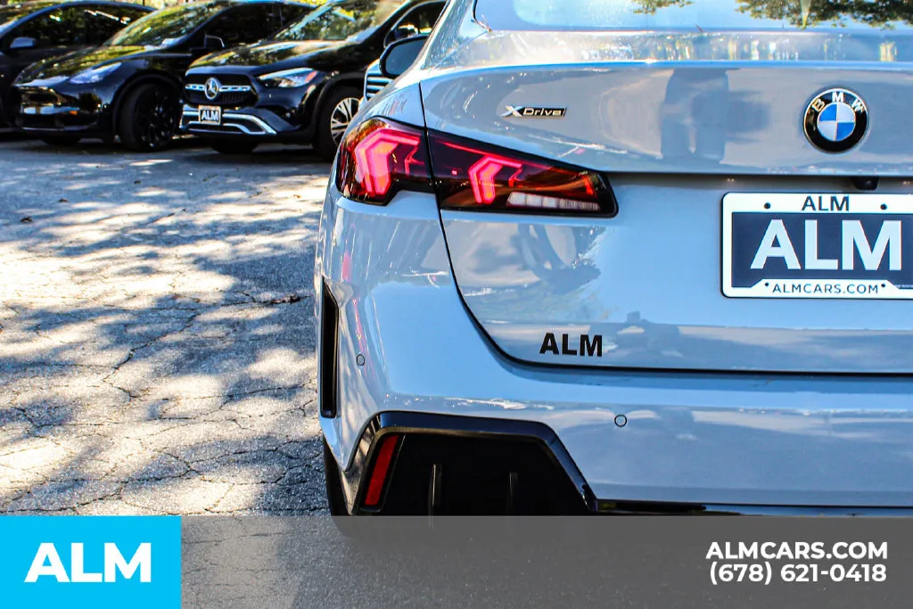 BMW 2 Series photo 10