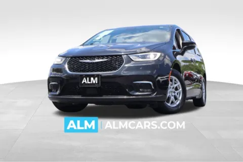Black 2023 Chrysler Pacifica Touring L for sale in Duluth, GA