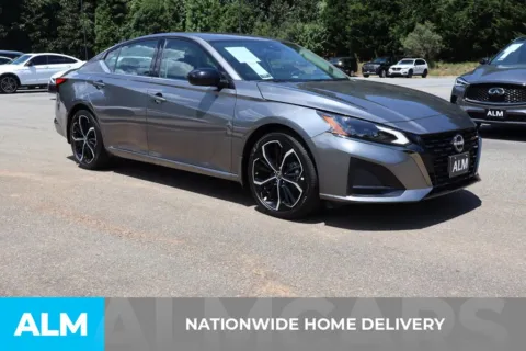More photos of 2023 Nissan Altima 2.5 SR at ALM Gwinnett, GA