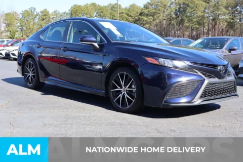 More photos of 2022 Toyota Camry SE at ALM Gwinnett, GA