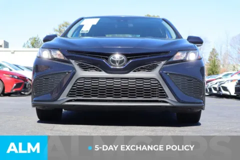 More photos of 2022 Toyota Camry SE at ALM Gwinnett, GA