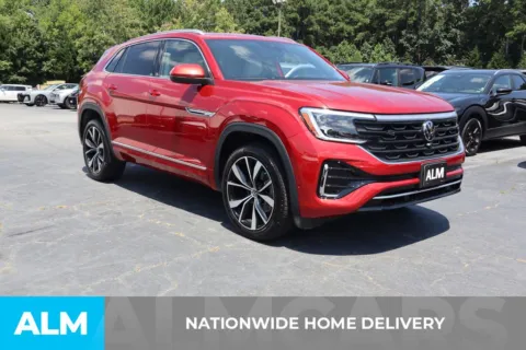 More photos of 2024 Volkswagen Atlas Cross Sport 2.0T SEL Premium R-Line at ALM Gwinnett, GA