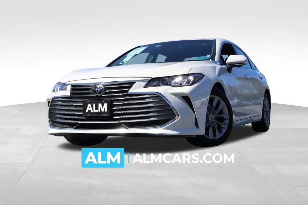 White 2022 Toyota Avalon XLE for sale in Duluth, GA