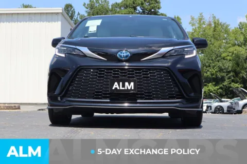 More photos of 2023 Toyota Sienna XSE at ALM Gwinnett, GA