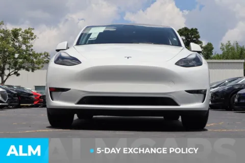 More photos of 2022 Tesla Model Y Performance at ALM Gwinnett, GA
