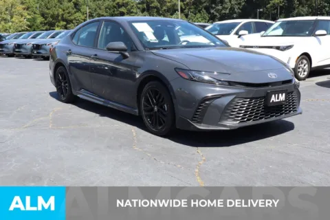 More photos of 2025 Toyota Camry SE at ALM Gwinnett, GA