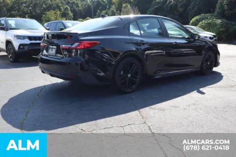 More photos of 2025 Toyota Camry SE at ALM Gwinnett, GA