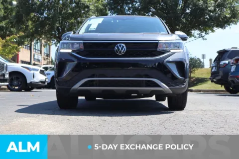 Another view of 2024 Volkswagen Taos 1.5T SE for sale in Duluth, GA at ALM Gwinnett