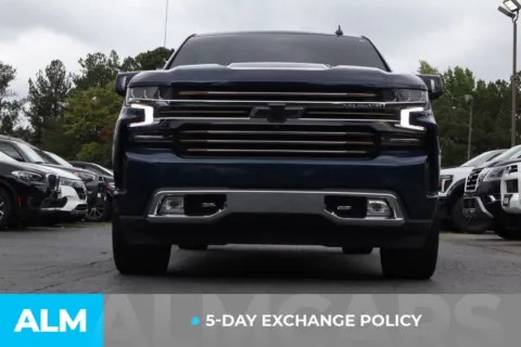 More photos of 2021 Chevrolet Silverado 1500 High Country at ALM Gwinnett, GA