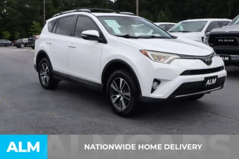 More photos of 2018 Toyota RAV4 XLE at ALM Gwinnett, GA