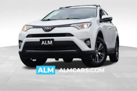 White 2018 Toyota RAV4 XLE for sale in Duluth, GA
