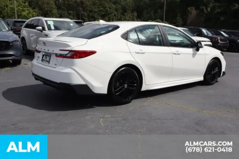 More photos of 2025 Toyota Camry SE at ALM Gwinnett, GA