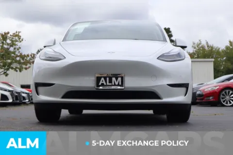 More photos of 2022 Tesla Model Y Long Range at ALM Gwinnett, GA