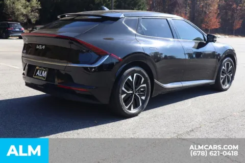 More photos of 2022 Kia EV6 Wind at ALM Gwinnett, GA