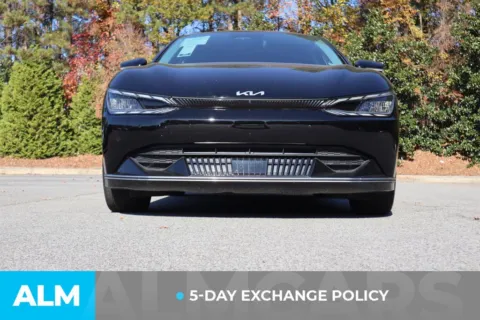 More photos of 2022 Kia EV6 Wind at ALM Gwinnett, GA