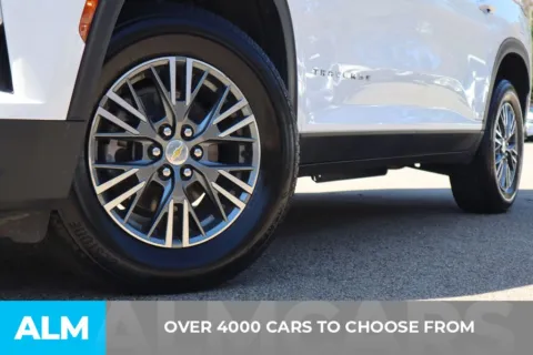 Another view of 2024 Chevrolet Traverse LT for sale in Duluth, GA at ALM Gwinnett