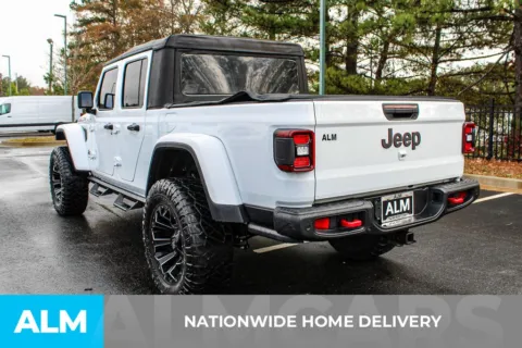More photos of 2020 Jeep Gladiator Rubicon at ALM Mall of Georgia, GA