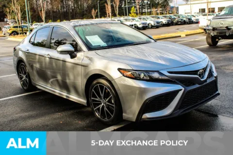 More photos of 2023 Toyota Camry SE at ALM Mall of Georgia, GA