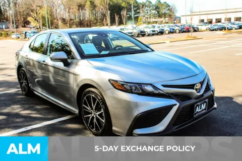 More photos of 2024 Toyota Camry SE at ALM Mall of Georgia, GA