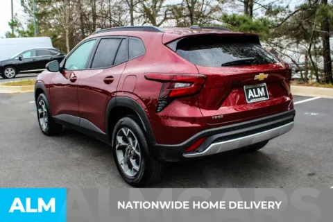 More photos of 2025 Chevrolet Trax LT at ALM Mall of Georgia, GA