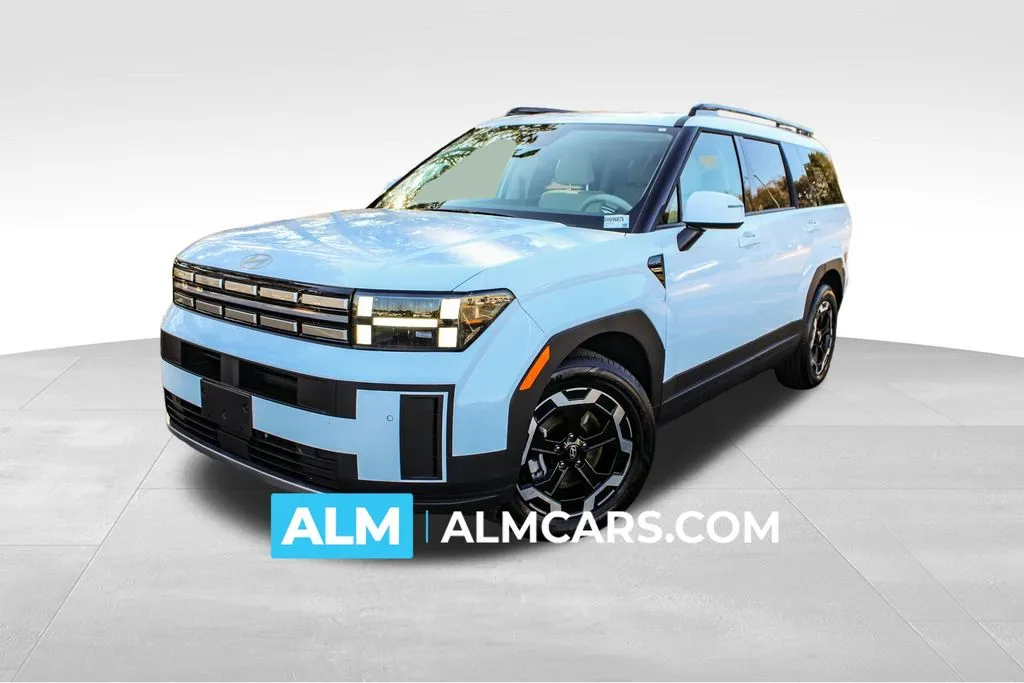 2025 Hyundai Santa Fe SEL's photo