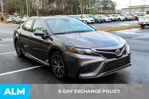 More photos of 2024 Toyota Camry SE at ALM Mall of Georgia, GA