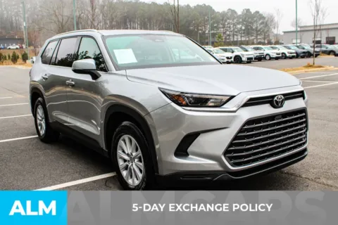 More photos of 2025 Toyota Grand Highlander XLE at ALM Mall of Georgia, GA