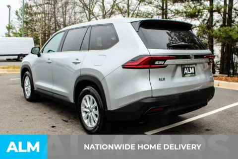 More photos of 2025 Toyota Grand Highlander XLE at ALM Mall of Georgia, GA