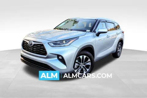 Silver 2021 Toyota Highlander Hybrid XLE for sale in Buford, GA