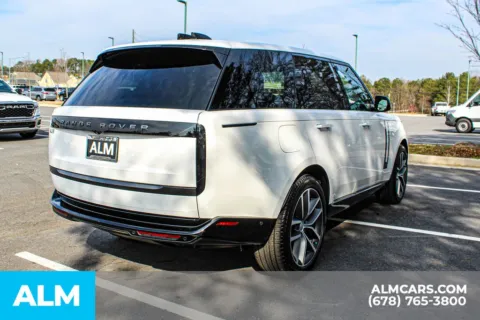 More photos of 2024 Land Rover Range Rover SE at ALM Mall of Georgia, GA