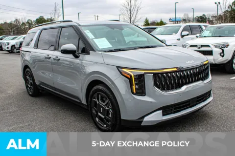 More photos of 2025 Kia Carnival Hybrid EX at ALM Mall of Georgia, GA