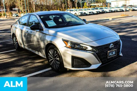 More photos of 2024 Nissan Altima 2.5 SV at ALM Mall of Georgia, GA