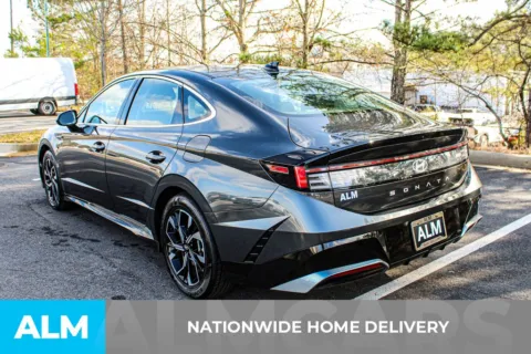 More photos of 2025 Hyundai Sonata SEL at ALM Mall of Georgia, GA