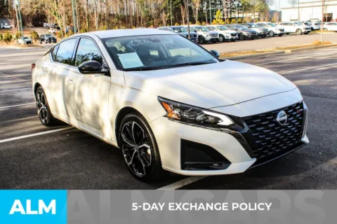 More photos of 2025 Nissan Altima 2.5 SR at ALM Mall of Georgia, GA