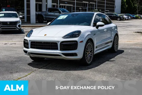 More photos of 2023 Porsche Cayenne E-Hybrid Coupe at ALM Mall of Georgia, GA