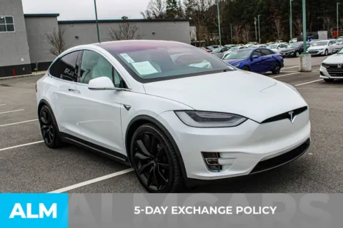 More photos of 2020 Tesla Model X Long Range at ALM Mall of Georgia, GA