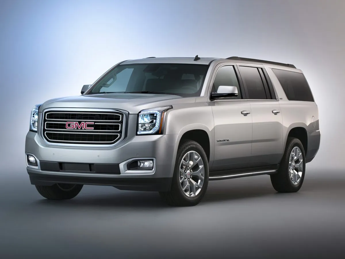 2017 GMC Yukon SLT's photo
