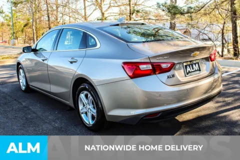 More photos of 2024 Chevrolet Malibu LT at ALM Mall of Georgia, GA