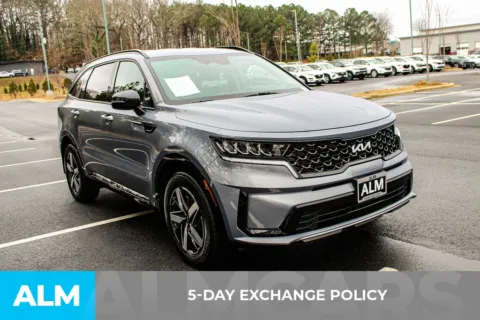 More photos of 2022 Kia Sorento S at ALM Mall of Georgia, GA