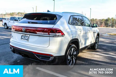 More photos of 2025 Volkswagen Atlas Cross Sport 2.0T SE w/Technology at ALM Mall of Georgia, GA