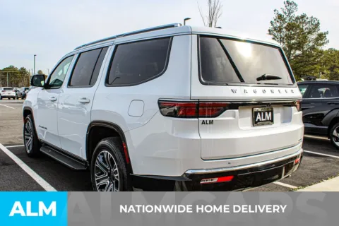 More photos of 2024 Jeep Wagoneer Series II at ALM Mall of Georgia, GA