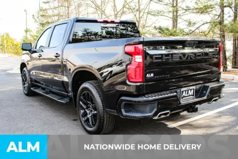 More photos of 2024 Chevrolet Silverado 1500 RST at ALM Mall of Georgia, GA