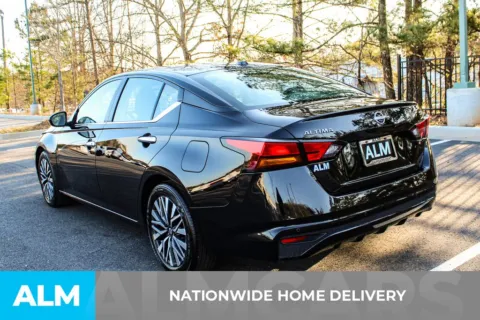 More photos of 2024 Nissan Altima 2.5 SV at ALM Mall of Georgia, GA